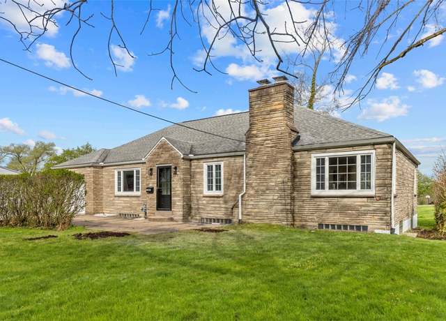 Property at 1009 Fidelity Dr, West Mifflin, PA 15236, 3 beds, 2 baths