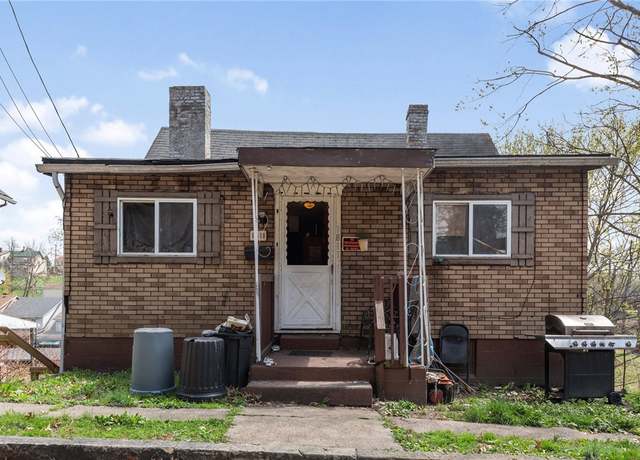 Property at 1811 Craig St, Mckeesport, PA 15132, 3 beds, 1.5 baths