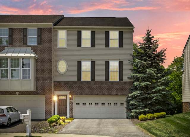 Property at 118 Maple Ridge Dr, Cecil, PA 15317, 3 beds, 2.5 baths