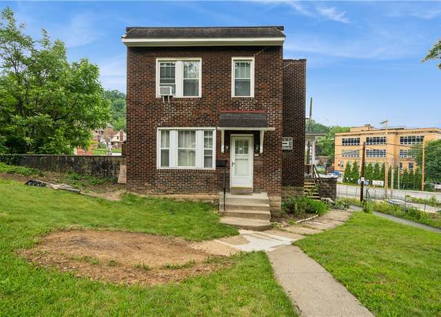 Property at 615 Midland St, Wilkinsburg, PA 15221, 3 beds, 1 bath