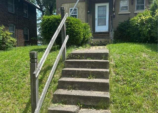Property at 138 Shenango Blvd, Farrell, PA 16121, 3 beds, 1 bath