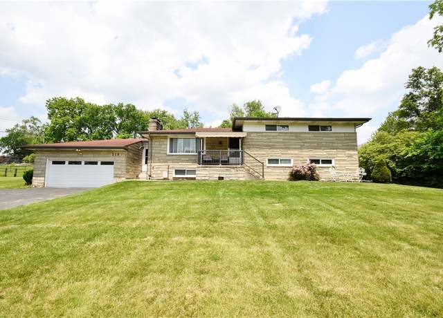 Property at 219 Hays Rd, Upper St. Clair, PA 15241, 3 beds, 2.5 baths