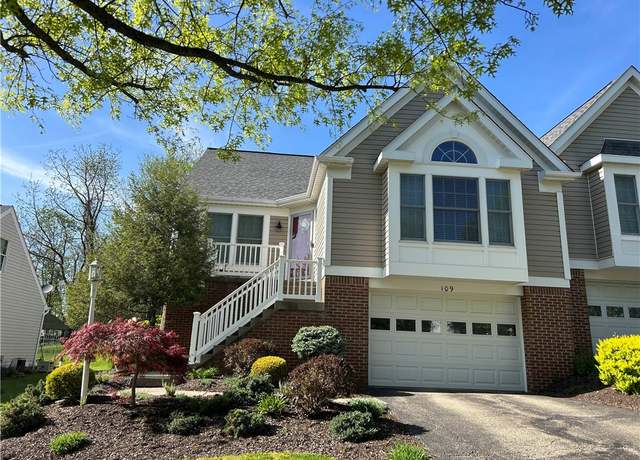 Property at 109 Horseshoe Cir East, North Strabane, PA 15317, 3 beds, 2.5 baths