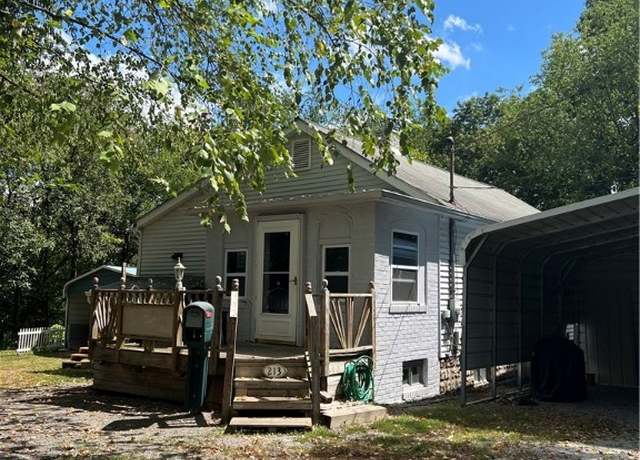 Property at 213 Fern St, Hopewell Twp - Bea, PA 15001, 2 beds, 1.5 baths
