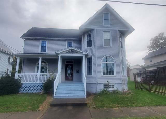 Property at 411 W 2nd Ave, Derry Twp, PA 15627, 3 beds, 2 baths