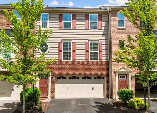 Property at 1703 Pointe View Dr, Adams Twp, PA 16046, 3 beds, 2.5 baths