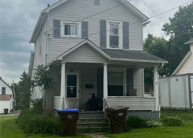 Property at 515 Davis St, Sharon, PA 16146, 3 beds, 1 bath