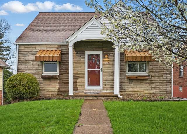 Property at 1186 N Main St, South Strabane, PA 15301, 3 beds, 1 bath