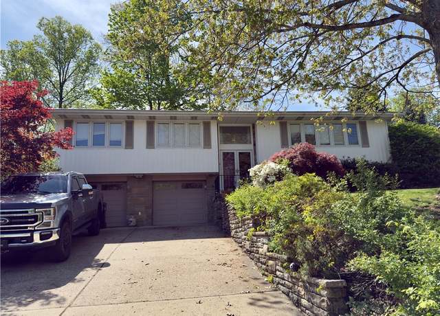 Property at 481 Amherst Ave, Moon/crescent Twp, PA 15108, 4 beds, 2.5 baths