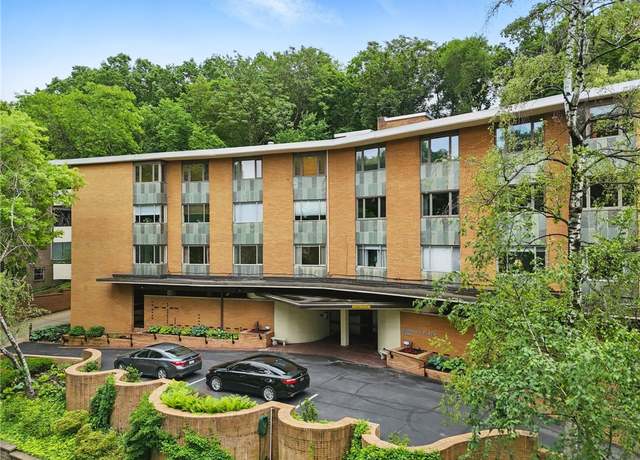 Property at 5048 5th Ave #101, Shadyside, PA 15232, 3 beds, 3 baths