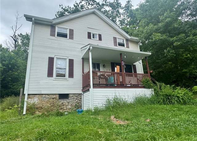 Property at 108 13th Ave, City Of But Nw, PA 16001, 4 beds, 1.5 baths
