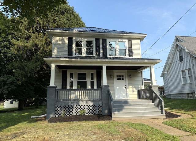 Property at 525 Deemer Ave, Ellport Borough, PA 16117, 3 beds, 1 bath