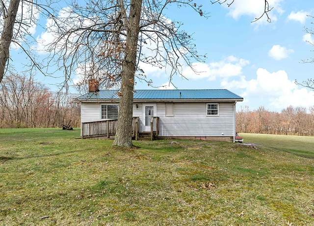 Property at 150 Jo Deener Dr, Zelienople Boro, PA 16063, 2 beds, 1 bath