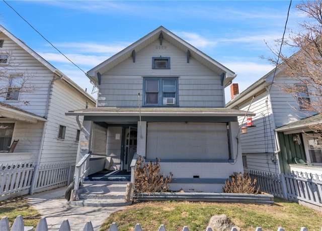 Property at 1627 Kenneth Ave, New Kensington, PA 15068, 5 beds, 2.5 baths