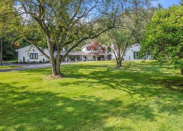 Property at 881 Blackburn Rd, Sewickley Heights, PA 15143, 4 beds, 4.5 baths