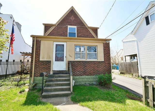 Property at 1245 Island Ave, Marshall Shadeland, PA 15212, 2 beds, 2 baths