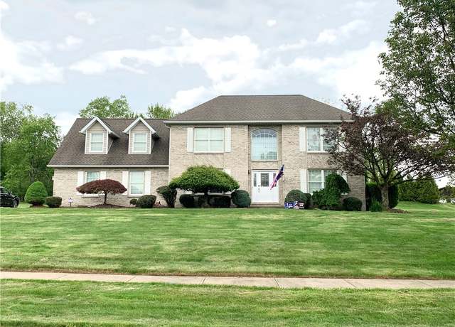 Property at 112 Pheasant Ridge Dr, Center Twp - But, PA 16001, 4 beds, 3.5 baths
