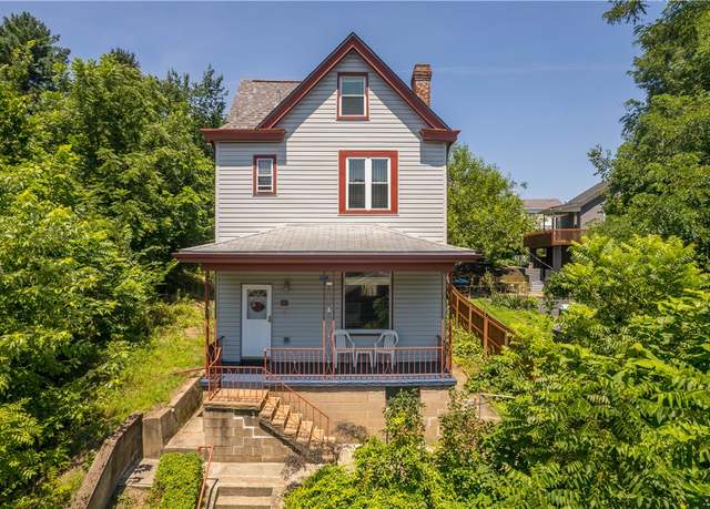 Property at 147 Laughlin Ave, Carrick, PA 15210, 3 beds, 2 baths