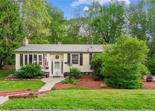 Property at 716 Stauffer Ave, Scottdale, PA 15683, 4 beds, 3 baths
