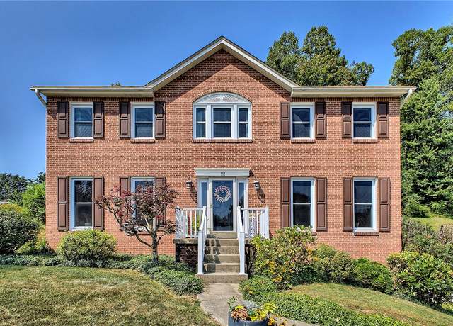 Property at 101 Aquillin Ct, Manor, PA 15642, 4 beds, 2.5 baths