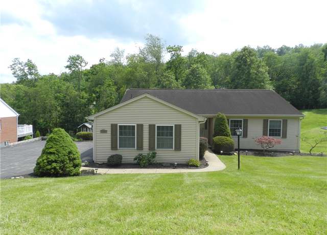 Property at 1740 Ridgewood Dr, N Franklin Twp, PA 15301, 2 beds, 2.5 baths