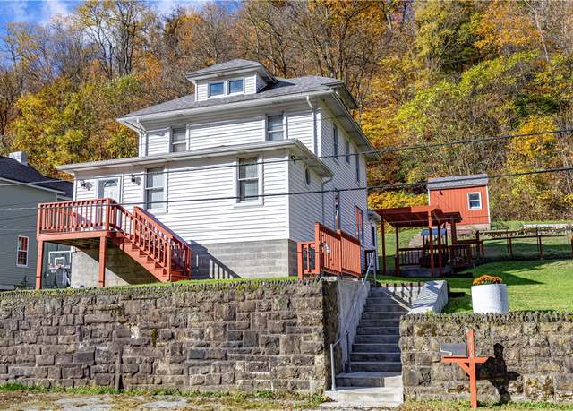 Property at 414 Valley Ave, N Versailles, PA 15148, 4 beds, 2 baths