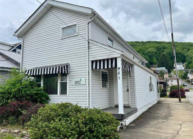 Property at 951 Buffalo St, City Of Franklin, PA 16323, 3 beds, 1.5 baths
