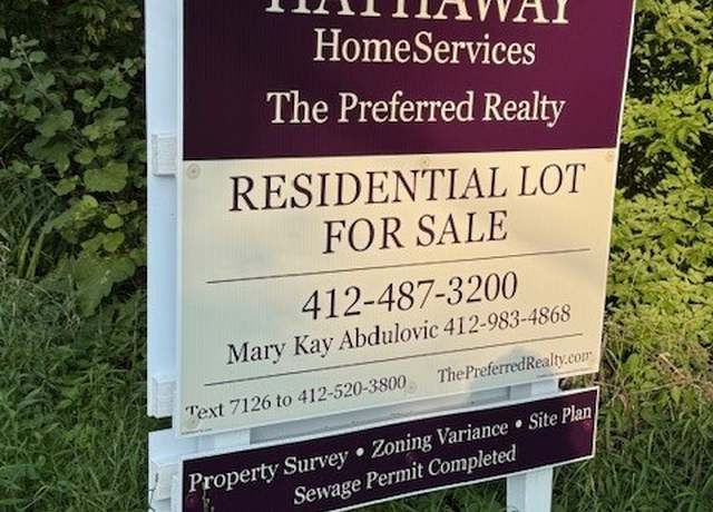 Property at 1765 Locust Rd, Franklin Park, PA 15143