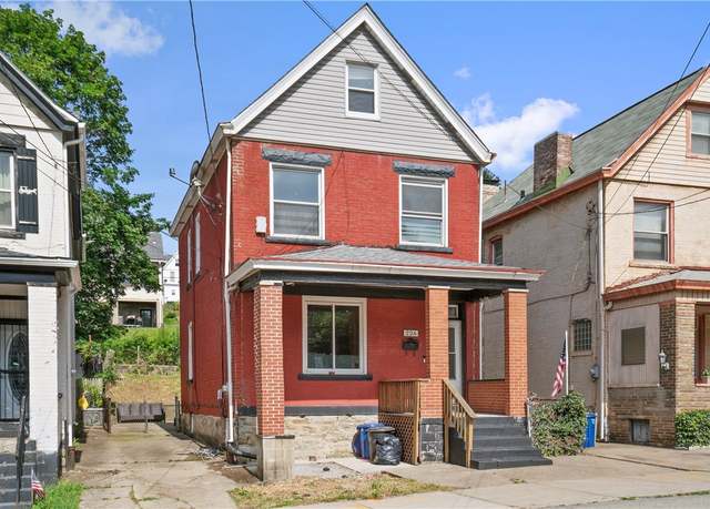 Property at 226 Merrimac St, Mt Washington, PA 15211, 3 beds, 1.5 baths