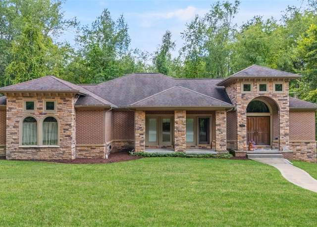 Property at 912 Field Club Rd, O'hara, PA 15238, 3 beds, 2.5 baths