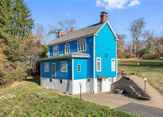 Property at 126 Coal Bluff Rd, Union Twp - Wsh, PA 15332, 3 beds, 2.5 baths