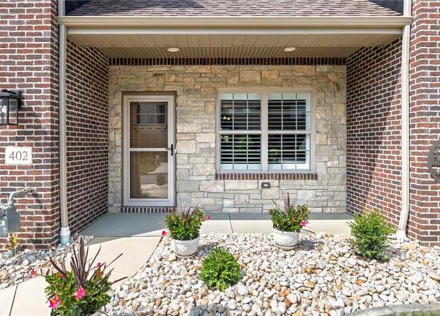 Property at 402 Chambers Dr, Canton Twp, PA 15301, 3 beds, 2.5 baths