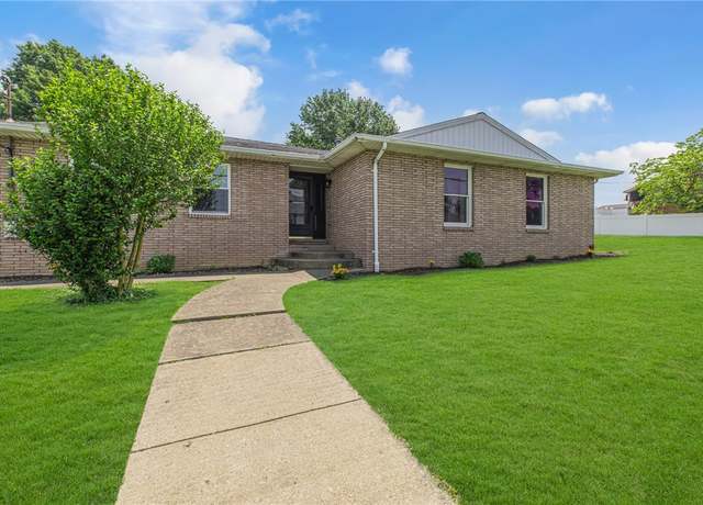 Property at 1301 Bechtel St, Monaca, PA 15061, 3 beds, 3 baths