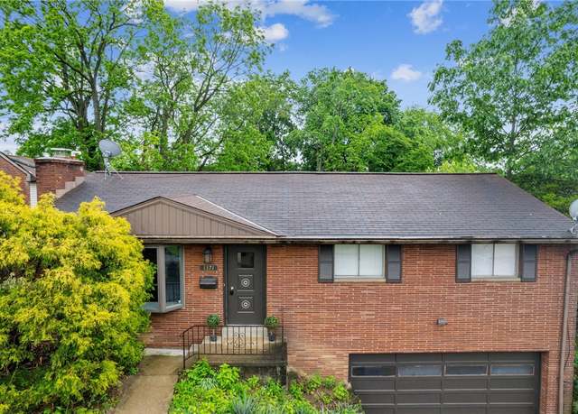 Property at 1371 Blue Jay Dr, Scott Twp - Sal, PA 15243, 3 beds, 3 baths