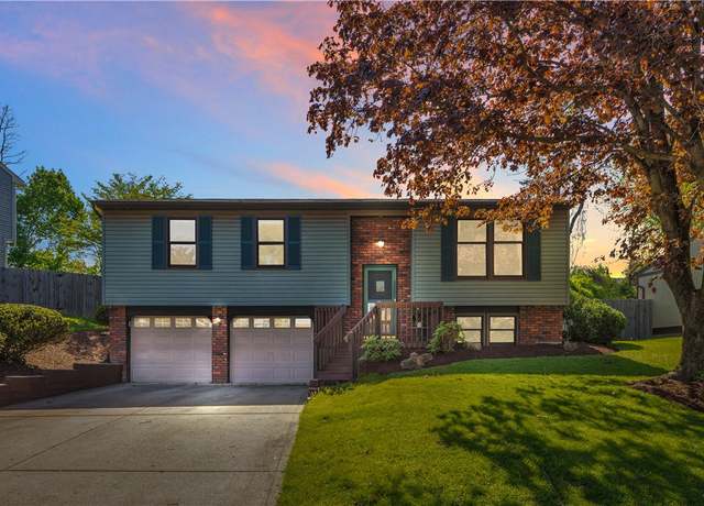 Property at 2290 Chapparal Dr, Plum Boro, PA 15239, 3 beds, 2 baths