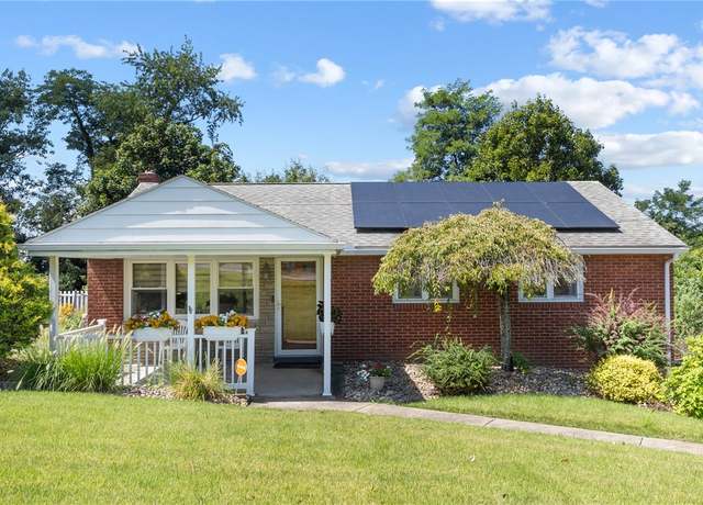 Property at 1017 Silver Ln, Robinson Twp - Nwa, PA 15136, 3 beds, 1 bath