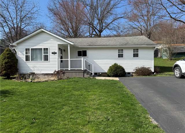 Property at 1006 Walnut St, Sugarcreek Boro, PA 16343, 3 beds, 1 bath