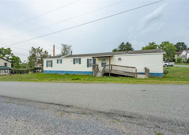 Property at 109 3rd St, Mahoning Twp - Arm, PA 16253, 3 beds, 1.5 baths