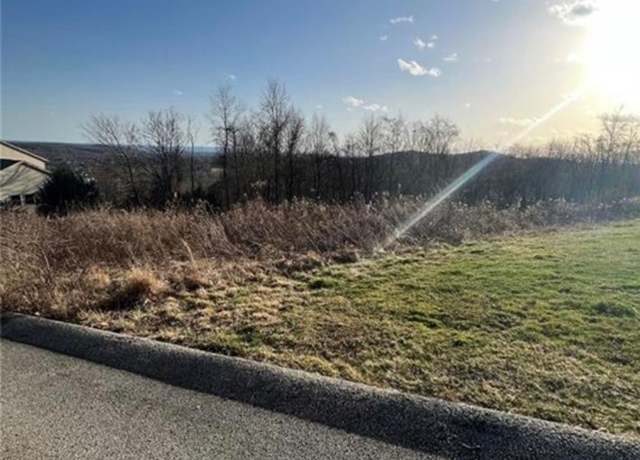 Property at 211 Skyline Dr, White Twp - Ind, PA 15701