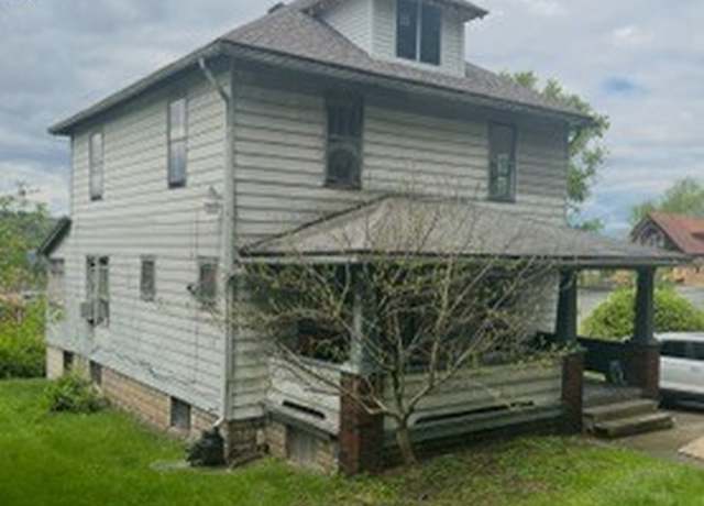 Property at 1006 Shira St, New Castle/5th, PA 16101, 3 beds, 1.5 baths