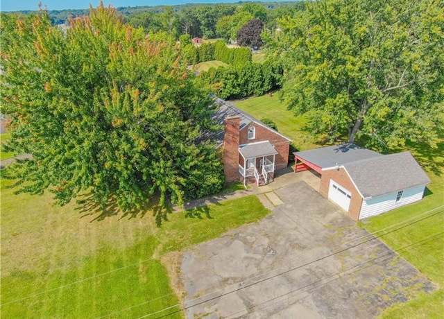Property at 2516 Wilmington Rd, Neshannock Twp, PA 16105, 3 beds, 1.5 baths