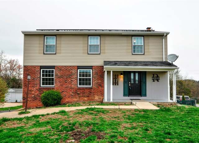 Property at 120 Scottsdale Dr, Moon/crescent Twp, PA 15108, 4 beds, 2.5 baths