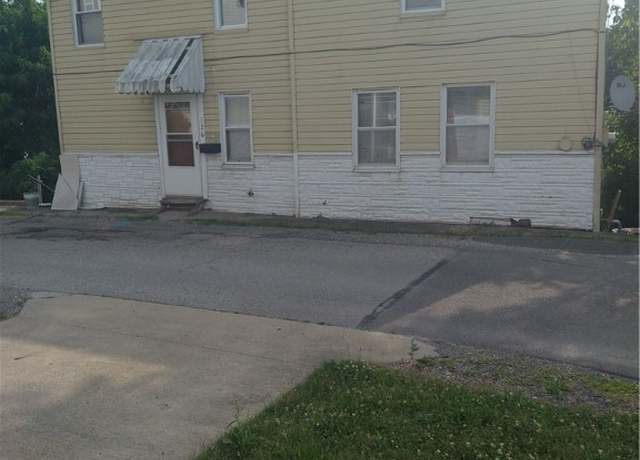 Property at 126 Church Way, Canonsburg, PA 15317, 2 beds, 1.5 baths
