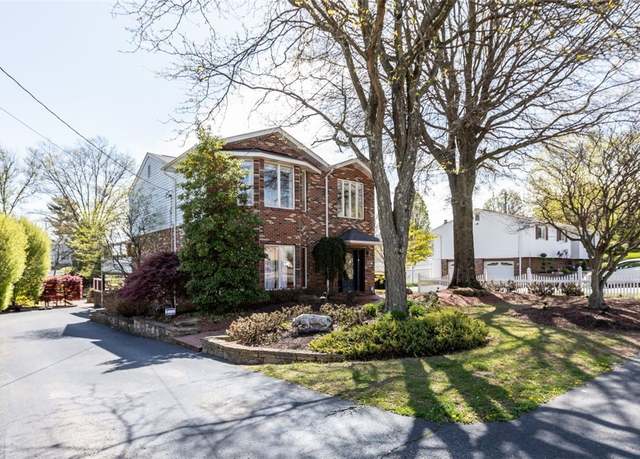 Property at 5313 Park Ave, Bethel Park, PA 15102, 3 beds, 2 baths