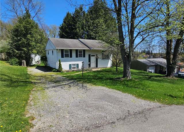 Property at 317 Chestnut Dr, Center Twp - But, PA 16001, 3 beds, 1.5 baths