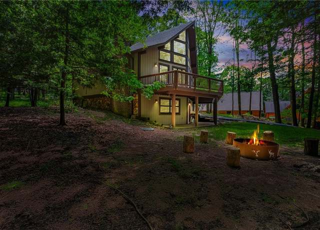 Property at 1177 Peninsula Dr, Indian Lake Boro, PA 15926, 4 beds, 3 baths
