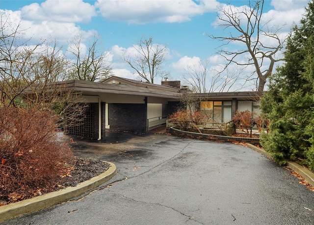 Property at 90 E Woodland Rd, Shadyside, PA 15232, 4 beds, 3.5 baths