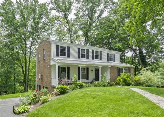 Property at 1415 Ashwood Cir, Upper St. Clair, PA 15241, 5 beds, 2.5 baths