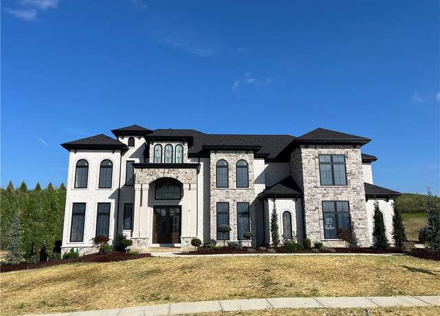 Property at 113 Victor St, Peters Twp, PA 15367, 6 beds, 6.5 baths