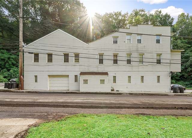 Property at 1800 Lynn Ave, Monroeville, PA 15145, 6 beds, 6 baths